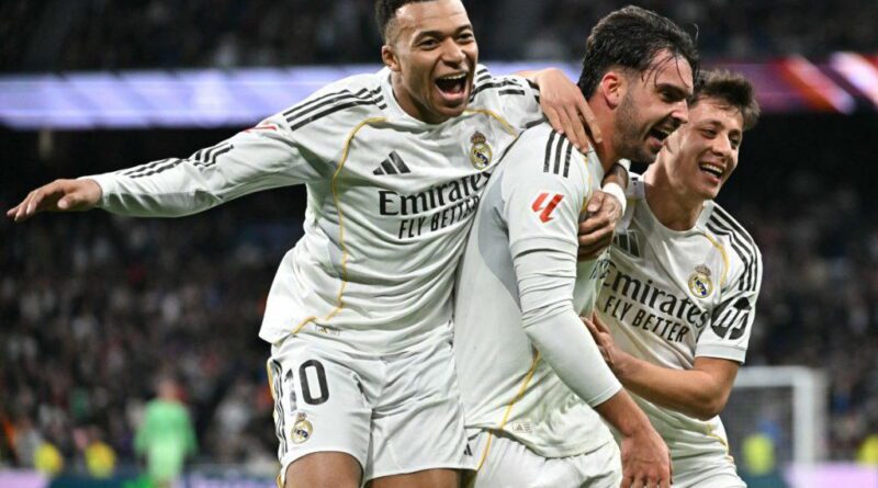Real Madrid overcome own fans’ boos to record Arbeloa’s first win