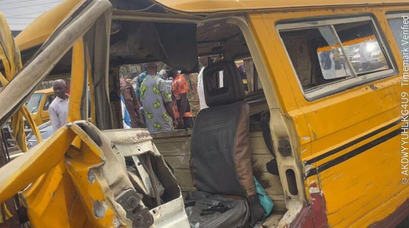Multiple auto crashes cause chaos on Lagos-Ibadan Expressway, Ikorodu road