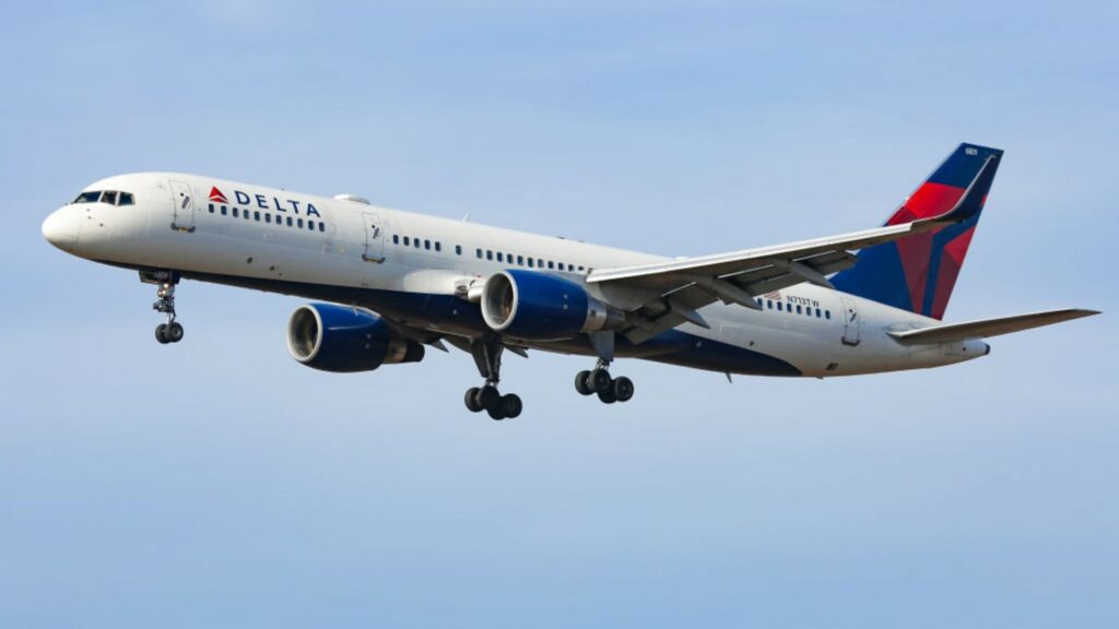 Delta Air Lines strengthens balance sheet, targets margin expansion in 2026