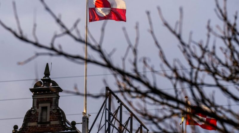 In show of support, Canada, France open consulates in Greenland