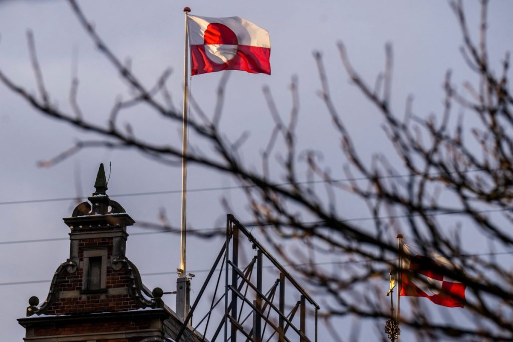 In show of support, Canada, France open consulates in Greenland