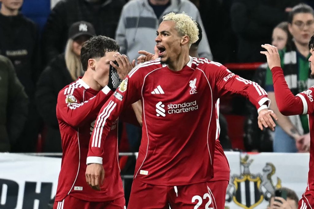 Man City confront Anfield hoodoo as Arsenal eye Premier League crown