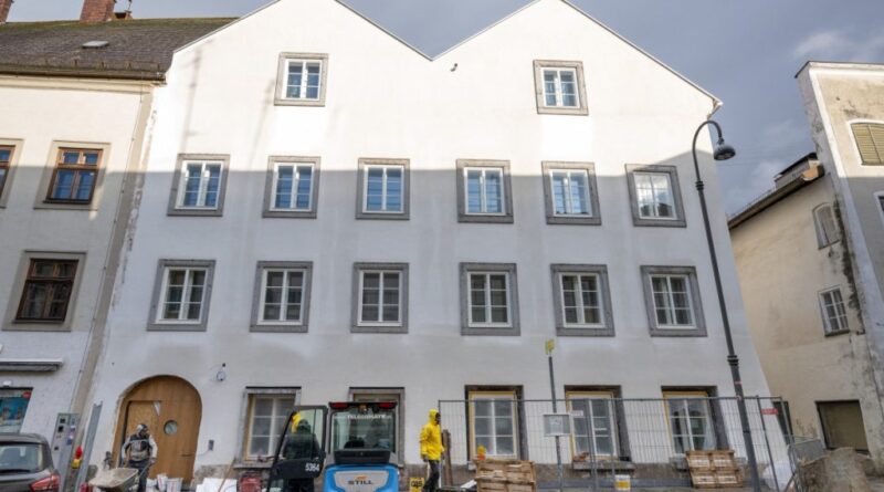 Austria turns Hitler’s home into a police station