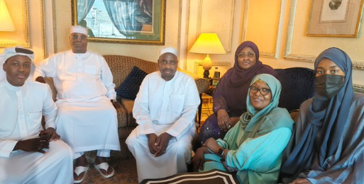 Atiku hosts Aisha Buhari, family in Saudi Arabia during Umrah