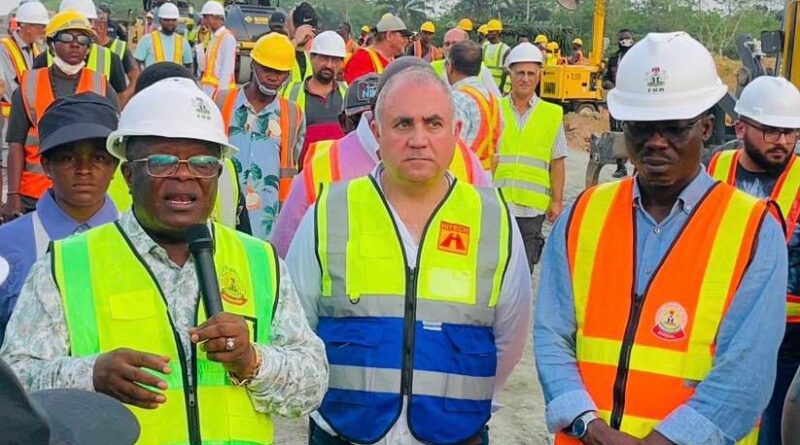 Umahi denies rift with Julius Berger, insists on equal standards