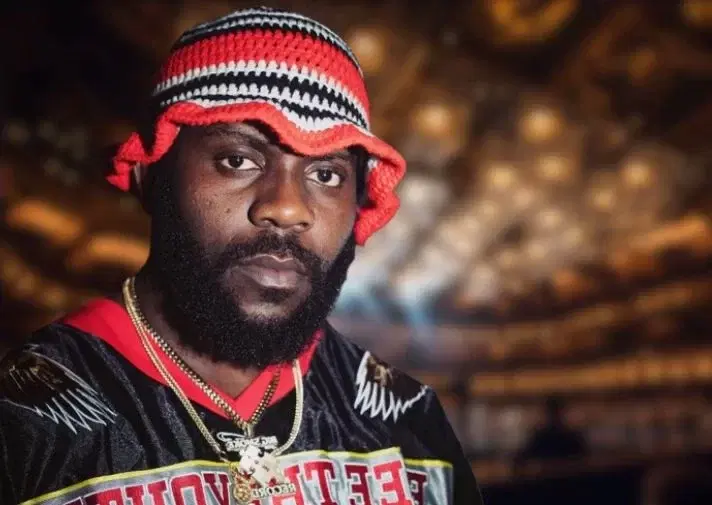 Nigerian rapper, Tochukwu Ojogwu, aka Odumodublvck, has revealed that Grammy-winning singer, Temilade Openiyi, popularly known as Tems, charges $500,000 per verse.