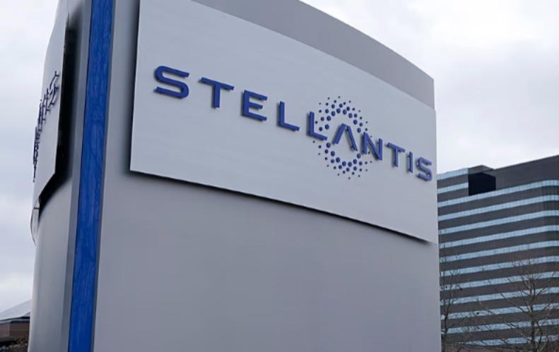 Automaker Stellantis posts massive loss, pivots from EV
