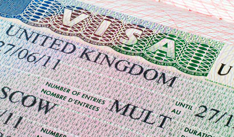 UK: New passport rule may deny foreign-born children entry