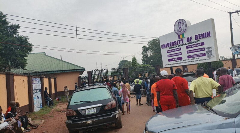 UNIBEN students protest lack of water, light in hostel 