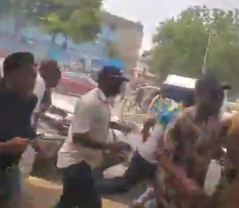 Makoko, Oworoonsoki Demolitions: Protesters tear-gassed, arrested in Lagos