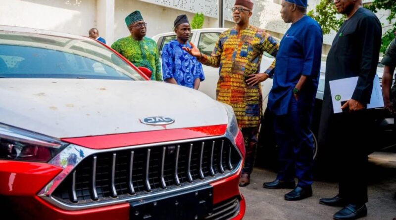 Gov Abiodun commended for honouring Nigeria’s best teacher