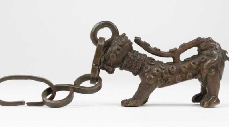 Cambridge University transfers ownership of 116 Benin Artefacts to Nigeria