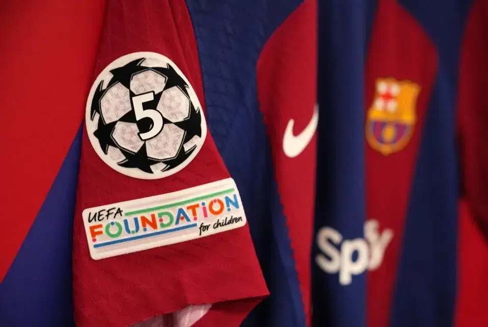 Barca criticise refereeing inconsistency in letter to Spanish federation