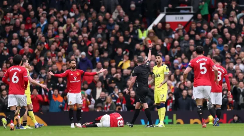 Man Utd beat Tottenham 2-0 after Romero sees red