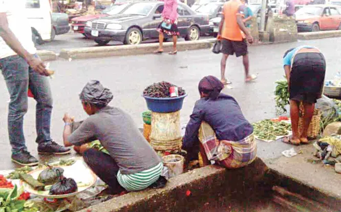 Street trading: Taskforce demolishes illegal shop structures in Lagos Island, others