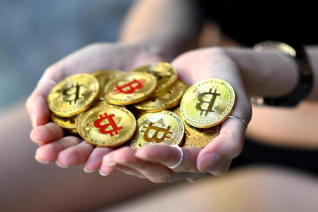 Why Weekend Crypto Trading Carries Different Risks Than Friday Forex Closes