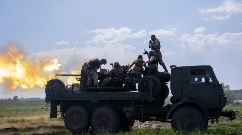 4 South Africans lured into fighting for Russia return home