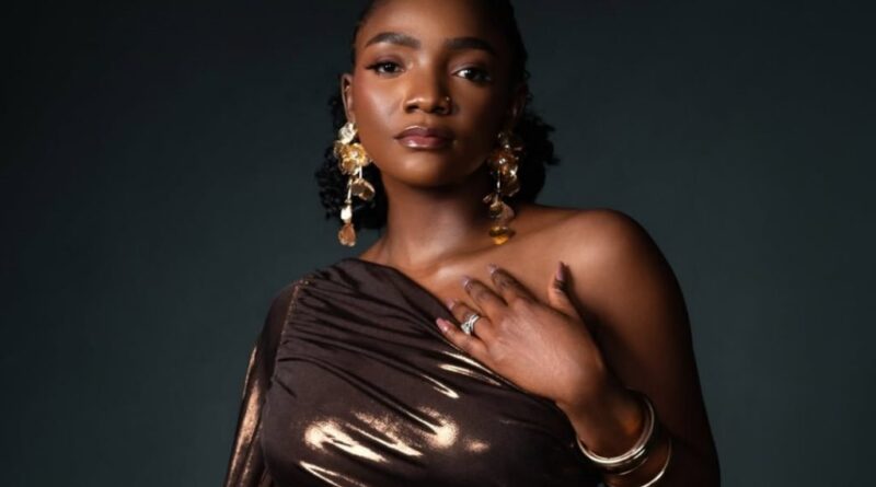 ‘I’ve never been depraved in my life’ – Simi addresses online backlash