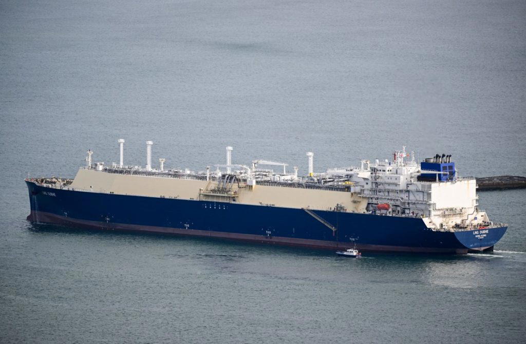 US military ‘not ready’ to escort tankers through Hormuz Strait – Energy secretary