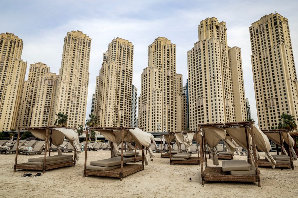Companies evacuate Dubai financial district after Iran threats