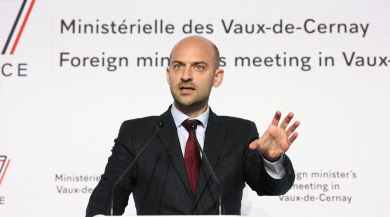 G7: France says didn’t give in to pressure over South Africa