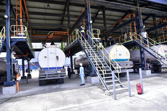IPMAN rejects fuel imports as Dangote Refinery denies supply disruption claims