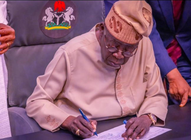 Tinubu backs Nigerian media’s fight for fair revenue from Big Tech, promises tariff relief