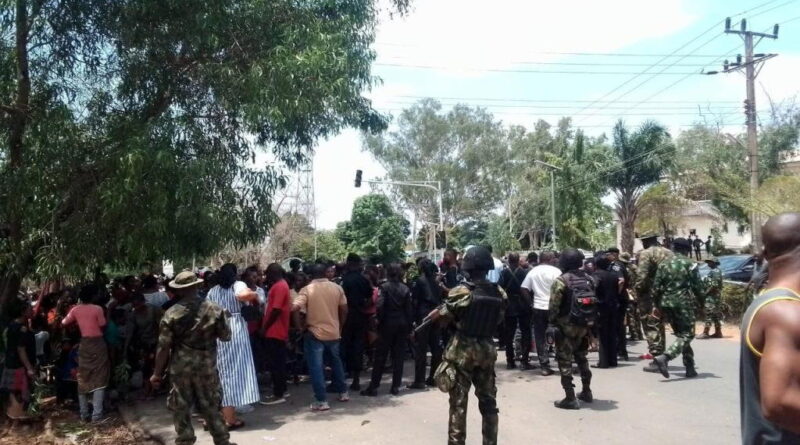 Man kills girlfriend in Ogoja; angry women demand vigilante justice