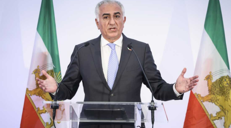 Son of ousted shah says ready for Iran transition ‘under my leadership’