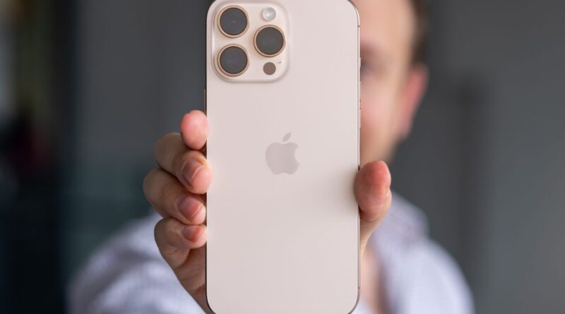 iPhone 16 Pro Max