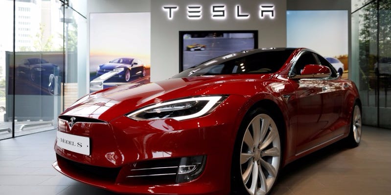 Tesla, Shares Goldman Sachs