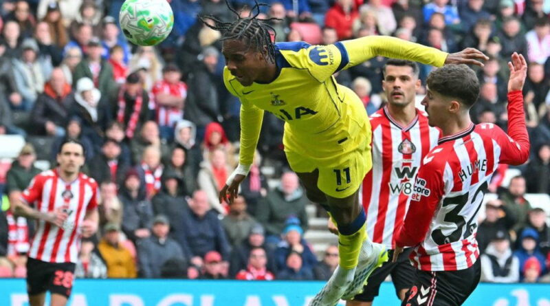 Tottenham sink deeper into relegation after 1-0 loss at Sunderland