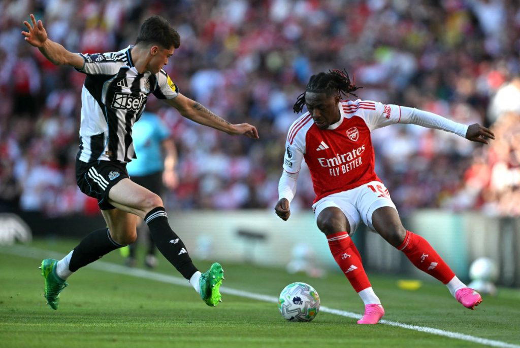 EPL: Eze rocket fires Arsenal back into top spot in Premier League