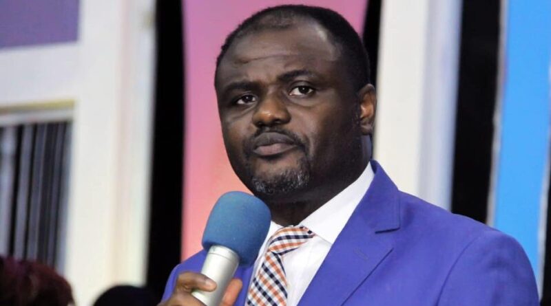 Video: Nobody prospers by giving to the church — Pastor Damina