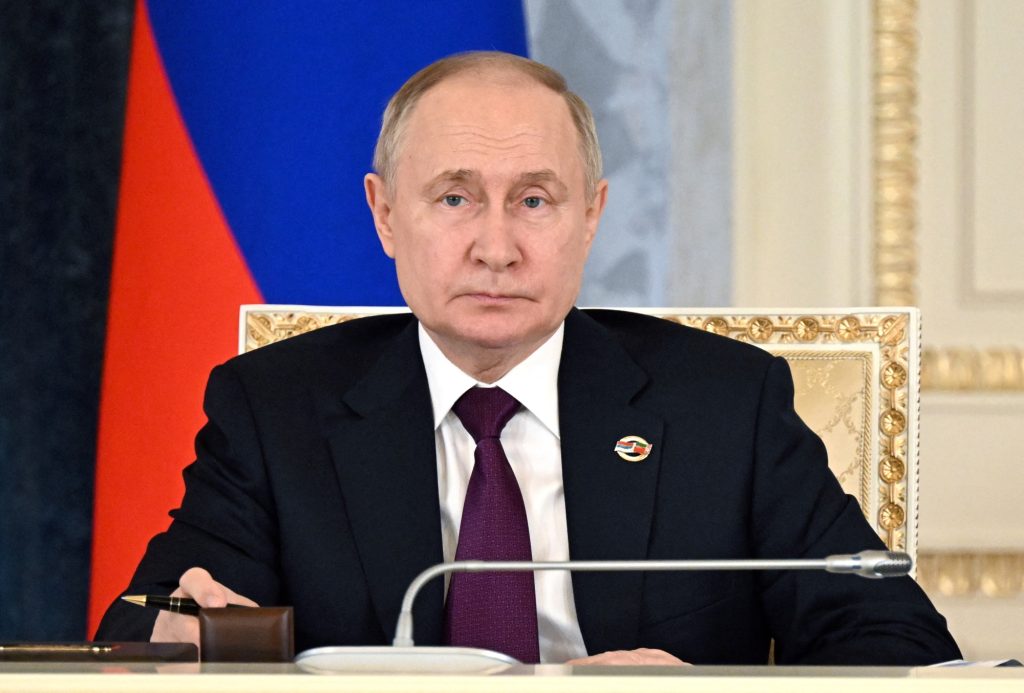 Russia, Ukraine agree to 32-hour Orthodox Easter ceasefire