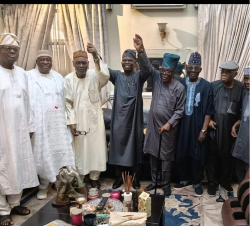 2027: Lagos East GAC leaders endorse Sen Abiru’s re-election