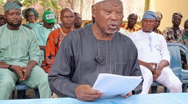 Ogbomoso crisis deepens as Adeseun resigns as Mayegun, claims Soun abusing authority