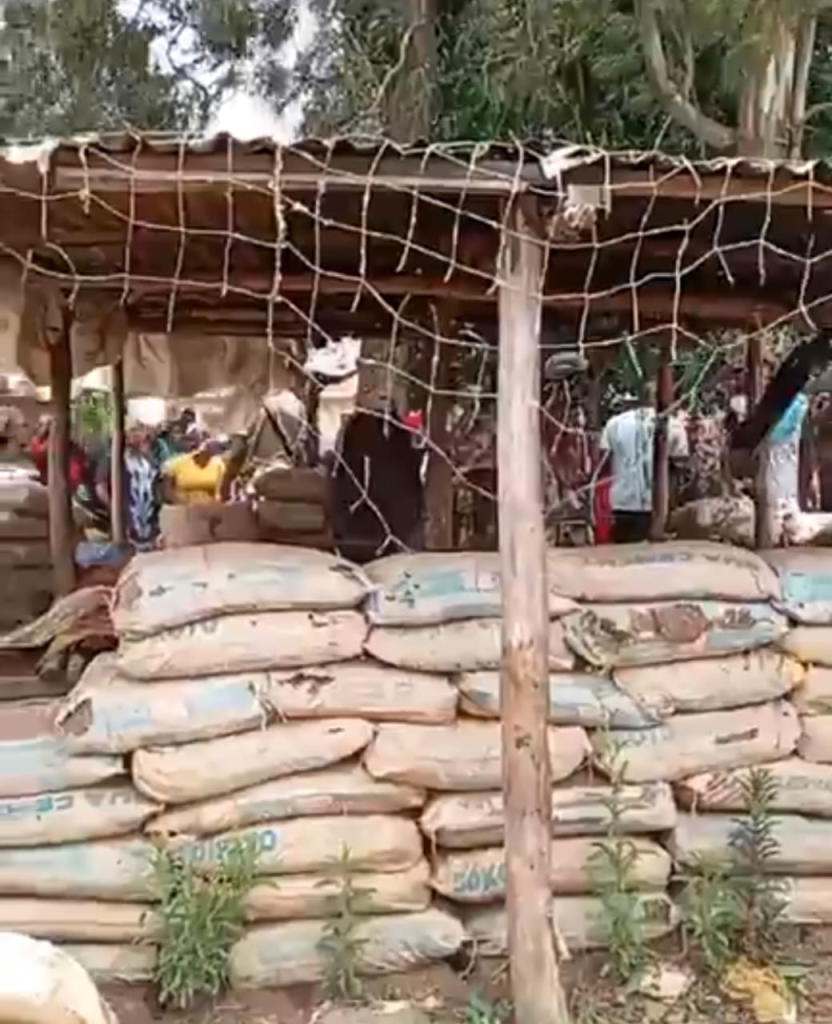 Killings: Protesting women destroy military checkpoint in Plateau community