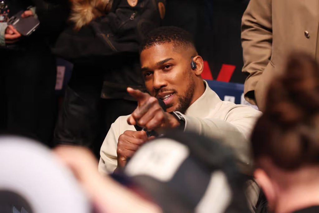 Video: ‘You’re a clout chaser’ – Anthony Joshua declines to fight Tyson Fury
