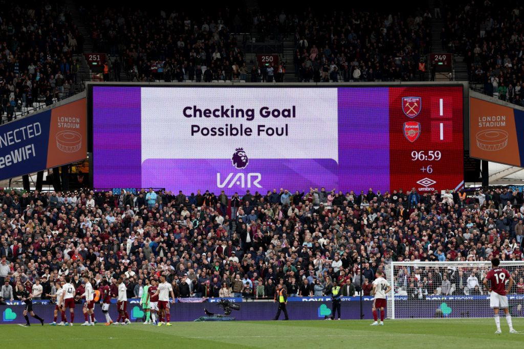 Every goalkeeper ‘illegally blocked’ says West Ham’s Hermansen after Arsenal agony
