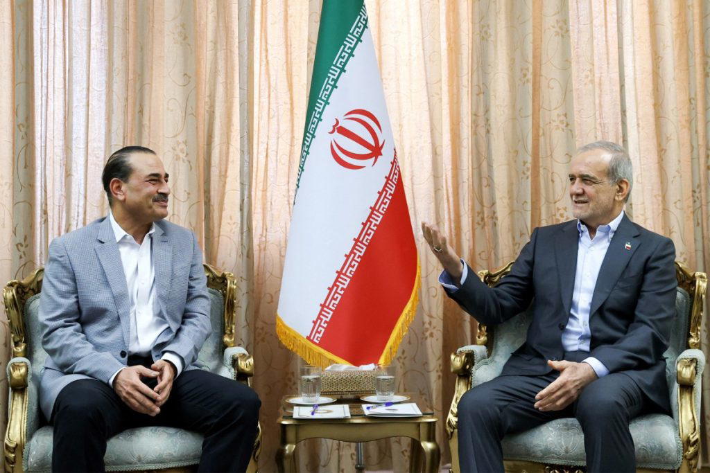 Iran warns deal with US not yet close, despite some progress