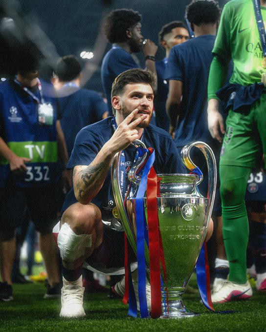 Champions League: Kvarashkelia wins player of the season [Full list of winners]