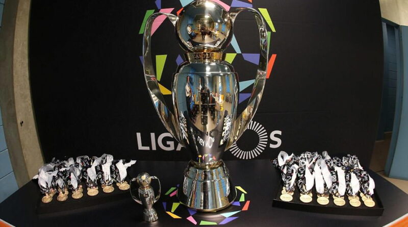 Clubs that went whole season unbeaten but failed to win league title