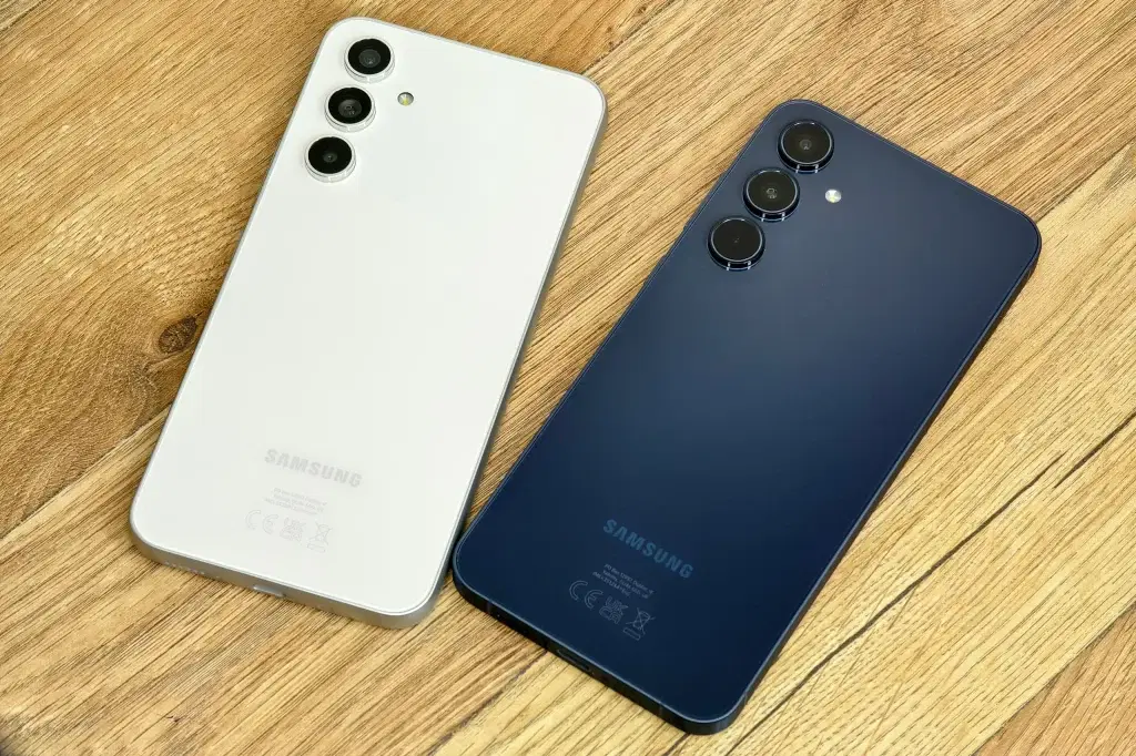 5 mid-range Samsung phones with best battery life
