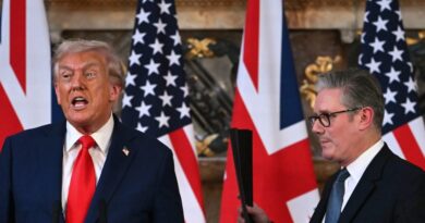 Trump criticises Keir Starmer after resignation announcement
