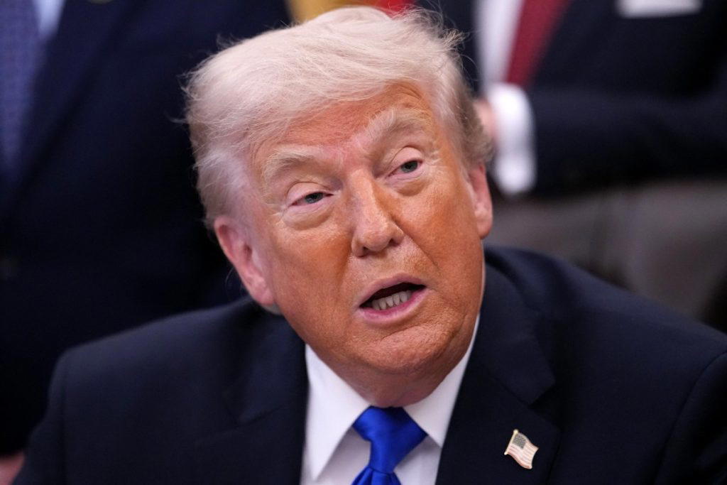 US says ships exiting Hormuz, ‘expectation’ of no Iran tolls