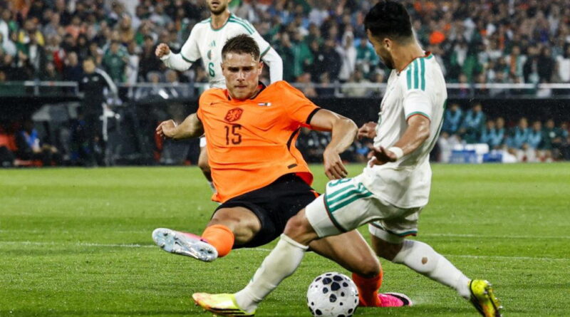 Algeria shock Netherlands 1-0 in World Cup friendly