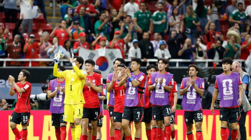 South Korea defeat Czech Republic 2-1 to make strong World Cup start