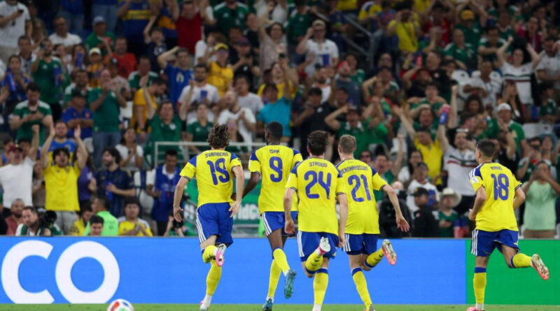 Sweden demolish Tunisia 5-1 to seize control of World Cup group