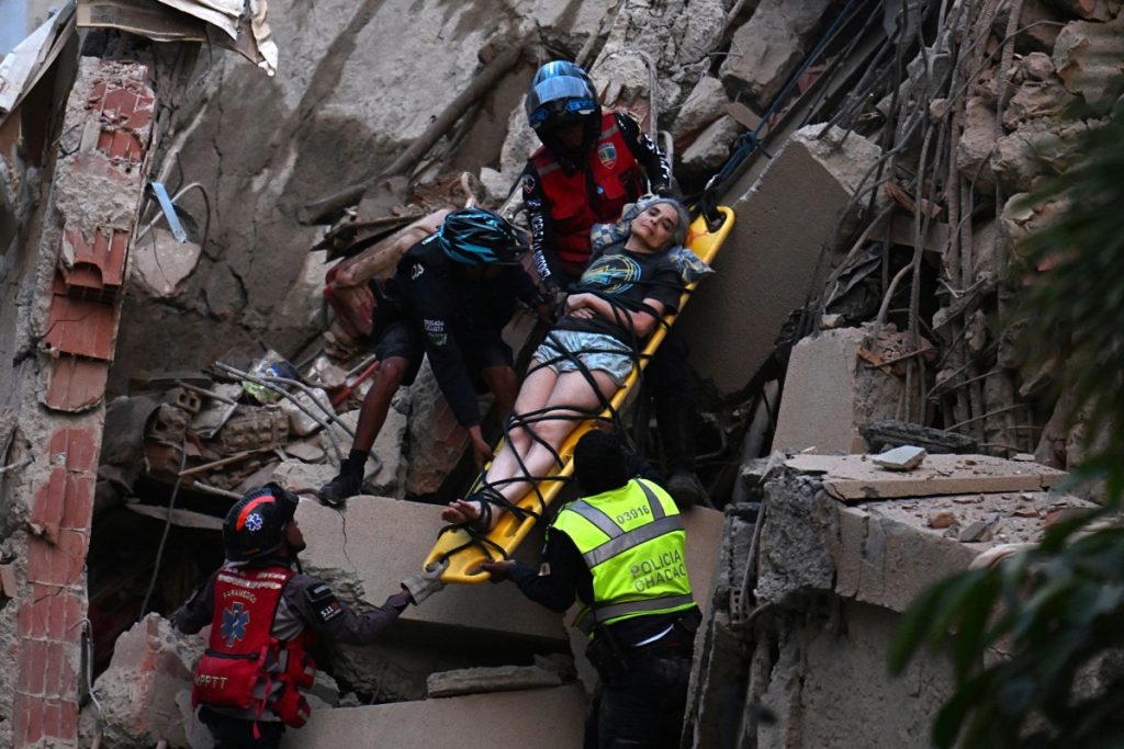 Venezuela earthquakes kill at least 164, nearly 1,000 injured